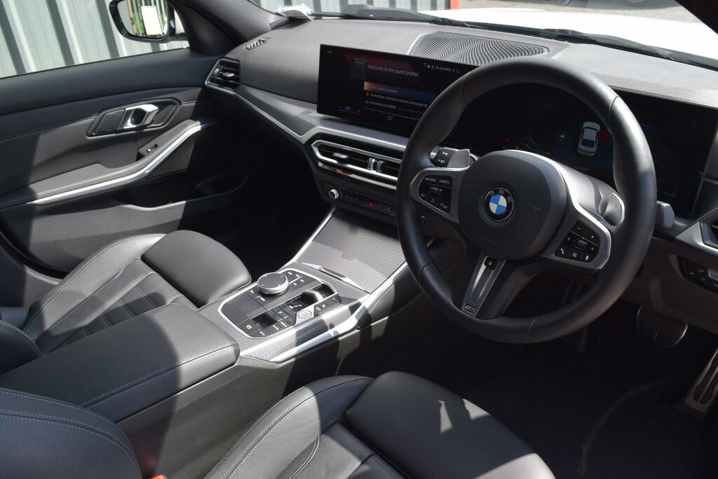 BMW 3 Series 320I M Sport Step YB24OCF White #3