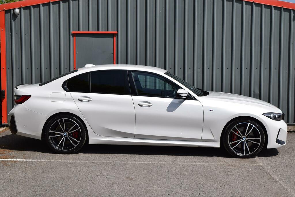 BMW 3 Series 320I M Sport Step YB24OCF White #2