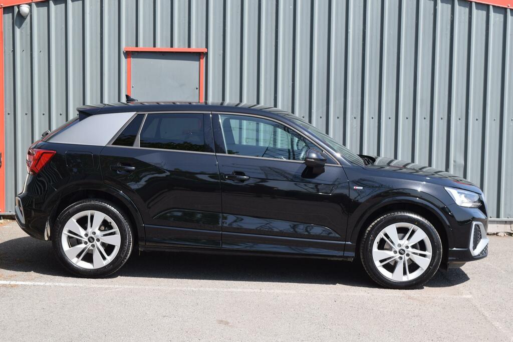 Audi Q2 30 Tfsi S Line GL73EOM Black #2