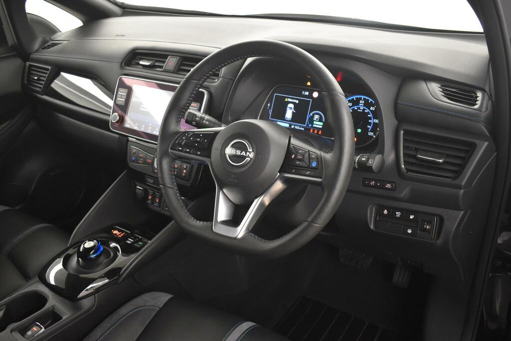 Nissan Leaf 110Kw Tekna 39Kwh Black #3
