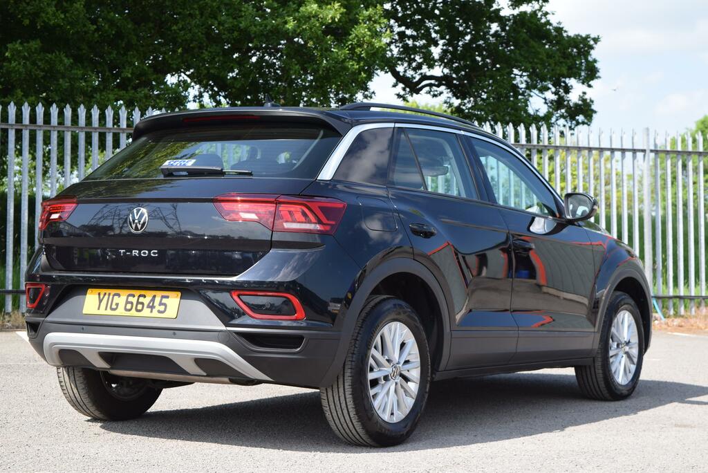 Volkswagen T-Roc 1.5 Tsi Life Dsg YIG6645 Black #4