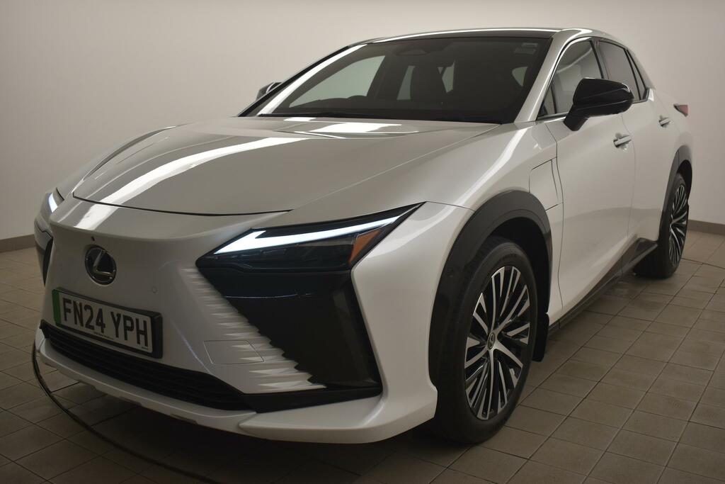 Lexus RZ 450E 230Kw Direct4 Takumi 71 Kwh FN24YPH White #6