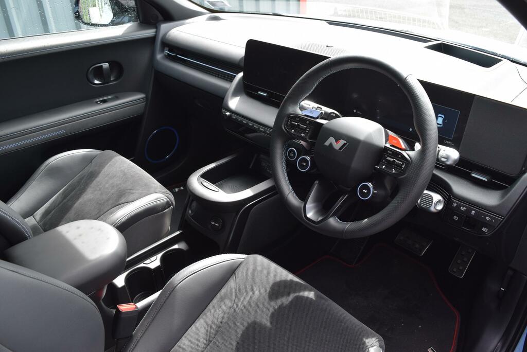 Hyundai Ioniq 5 478Kw 84 Kwh YIG3941 Blue #3