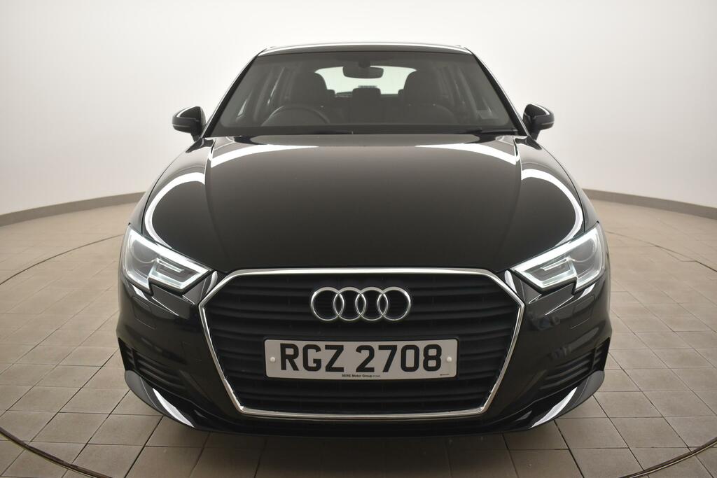 Audi A3 30 Tfsi 116 Se Technik Black #4