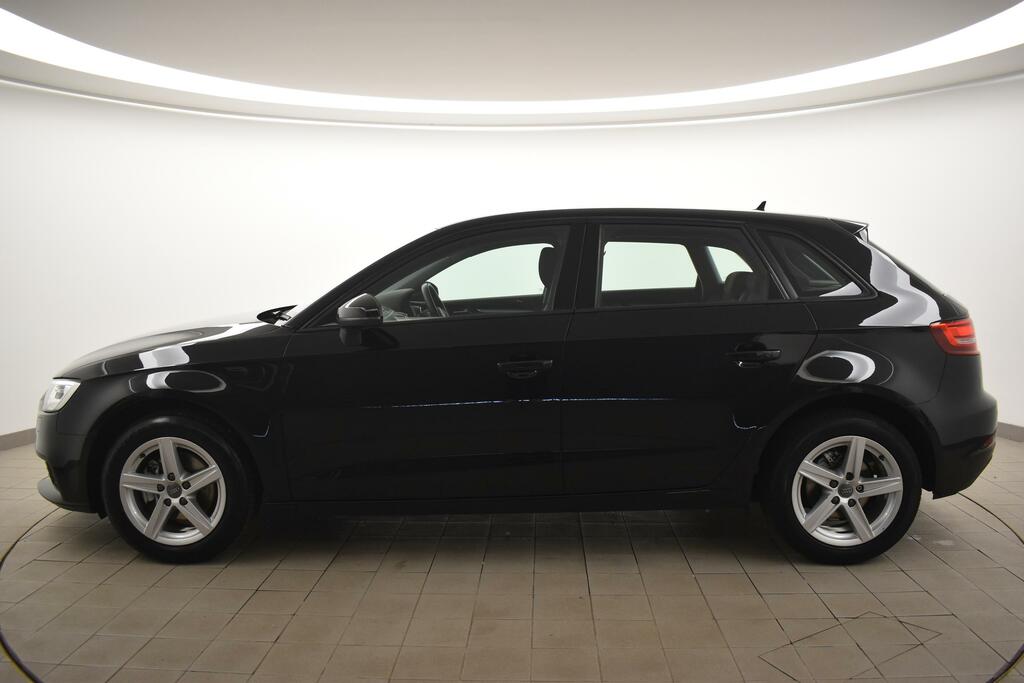 Audi A3 30 Tfsi 116 Se Technik Black #6