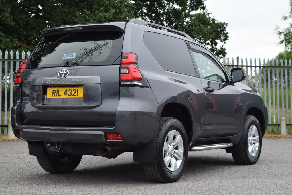 Toyota Land Cruiser Swb 2.8D 204 Utility Commercial RIL4321 Grey #4