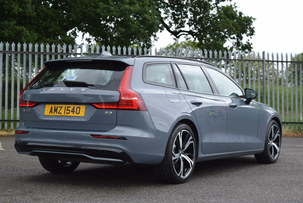 Volvo V60 2.0 B3p Plus Dark 7 Speed AMZ1540 Grey #4