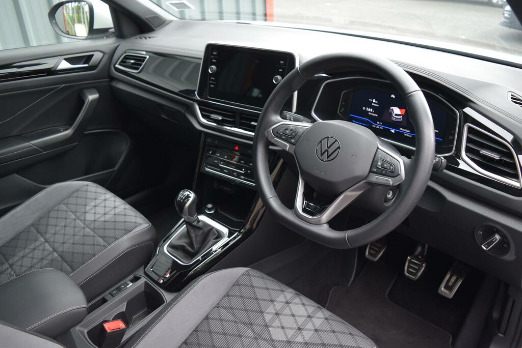 Volkswagen T-Roc 1.5 Tsi R-line WP24XLH White #3