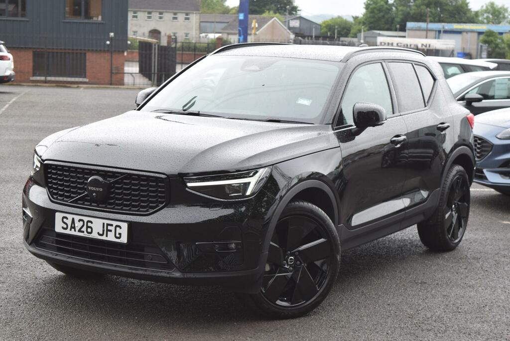 Volvo XC40 2.0 B4p Plus Pro Black Edition SA26JFG Black #6