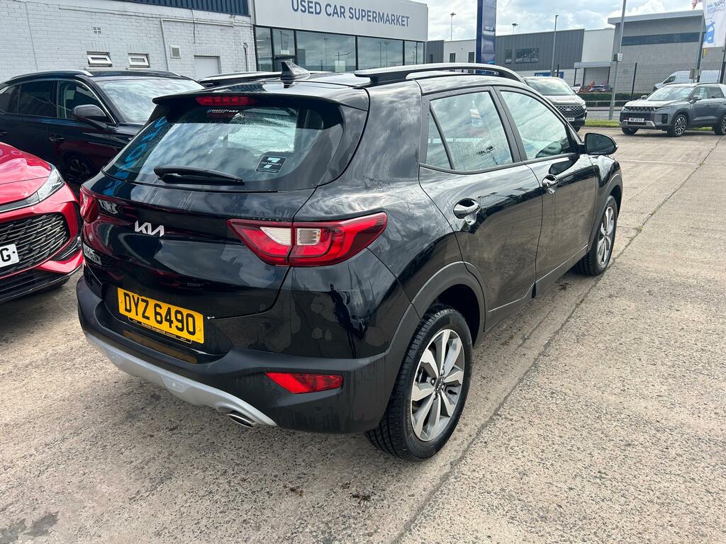 Kia Stonic 1.0T Gdi 98 2 Dct Black #4
