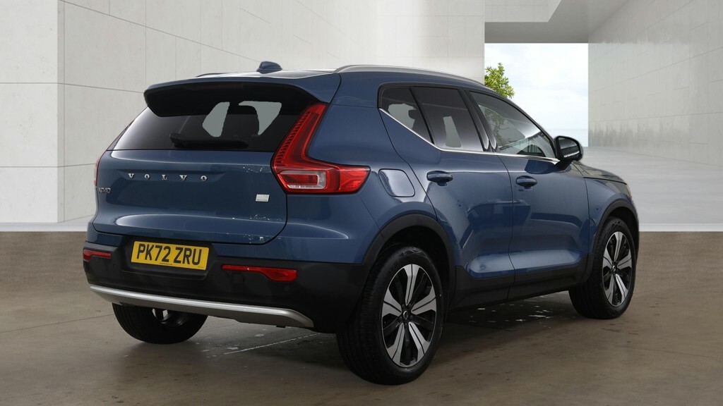 Volvo XC40 1.5 T5 Recharge Phev Ultimate Dark Blue #4