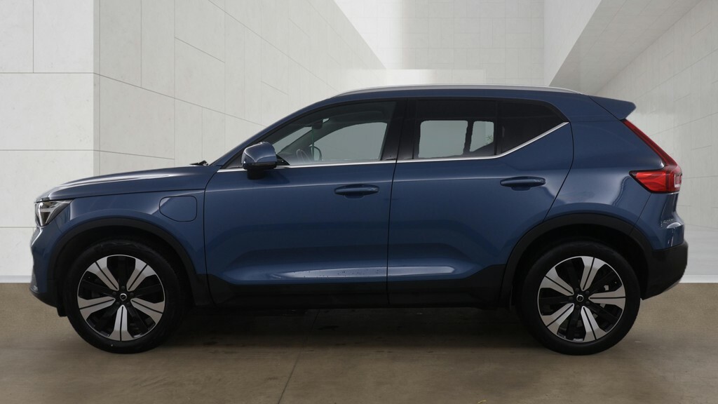 Volvo XC40 1.5 T5 Recharge Phev Ultimate Dark Blue #5
