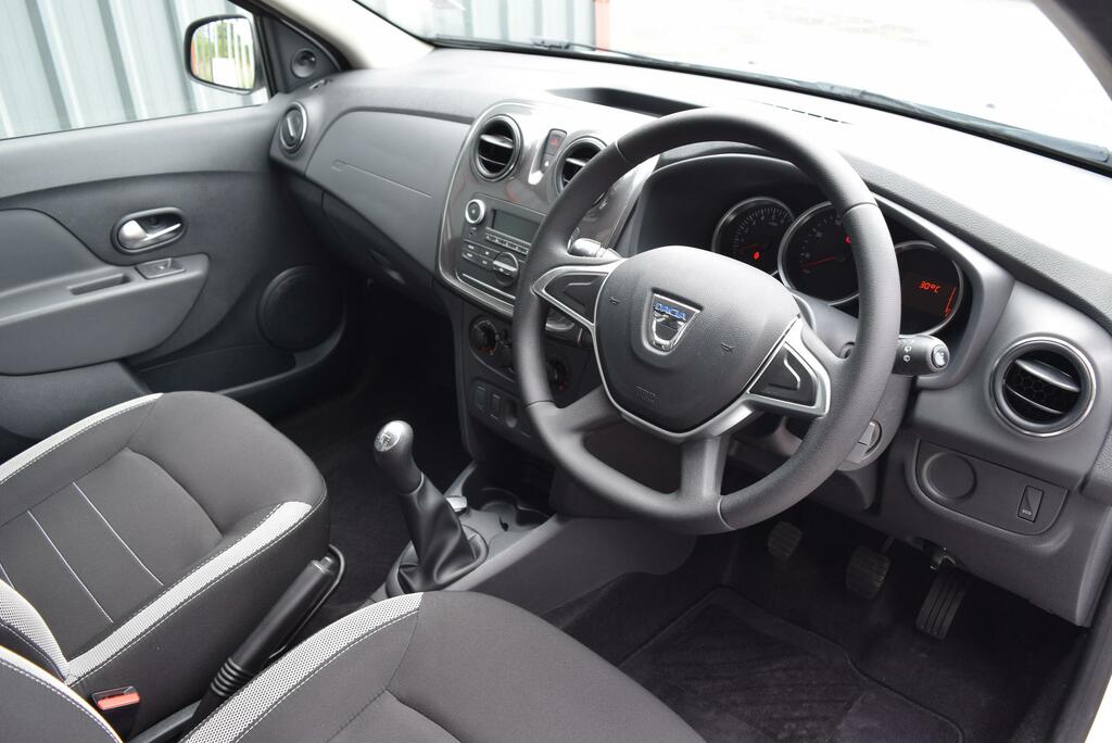 Dacia Sandero Stepway 0.9 Tce Essential White #3