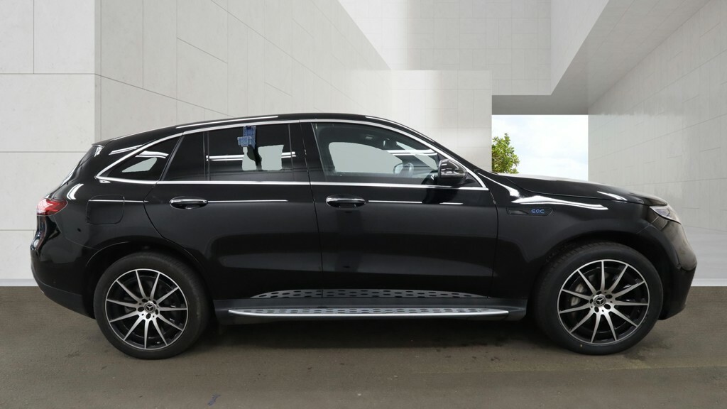 Mercedes-Benz EQC Eqc 400 300Kw Amg Line Edition 80Kwh Black #2