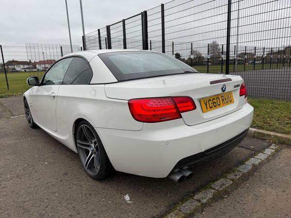 BMW 3 Series 3.0 330I M Sport Steptronic Euro 5 #4