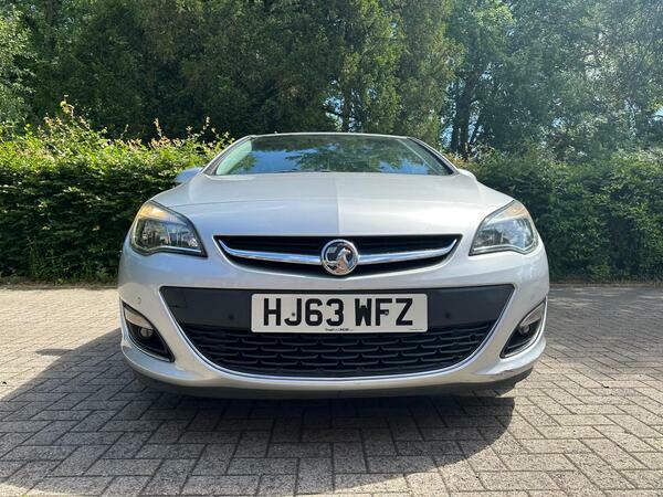 Vauxhall Astra 1.6 16V Elite Euro 5 Silver #2