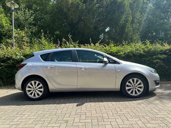 Vauxhall Astra 1.6 16V Elite Euro 5 Silver #3
