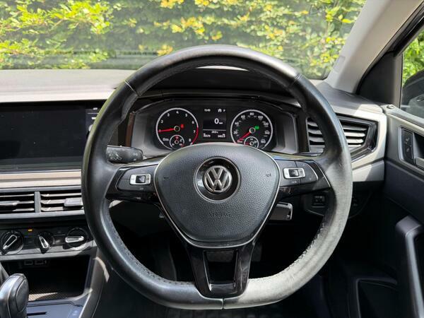 Volkswagen Polo 1.0 Evo 65 Se Red #36