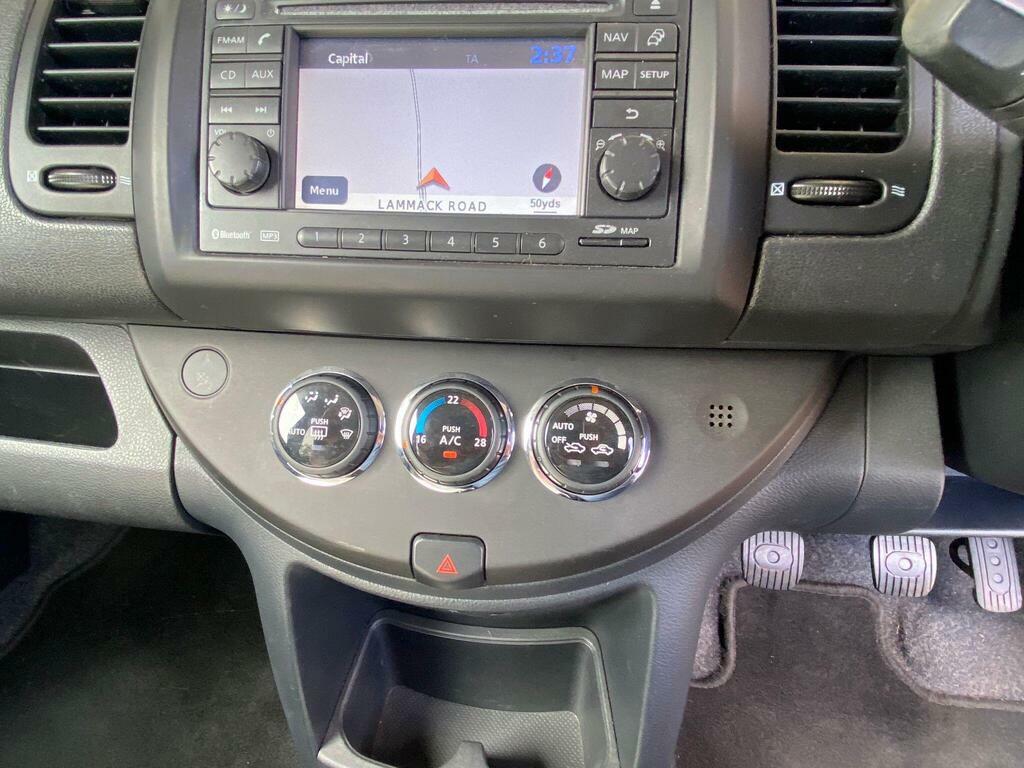 Nissan Note Red #11