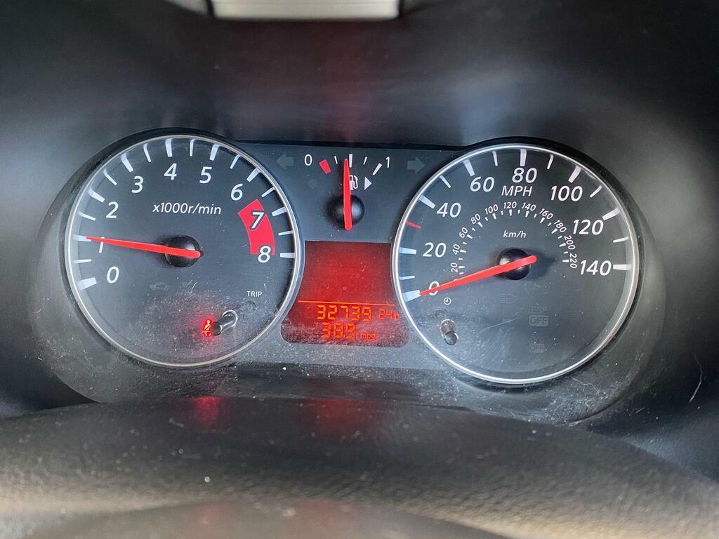 Nissan Note Red #10