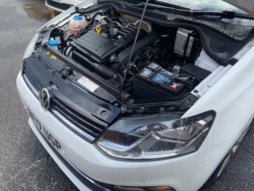 Volkswagen Polo Hatchback Black #32