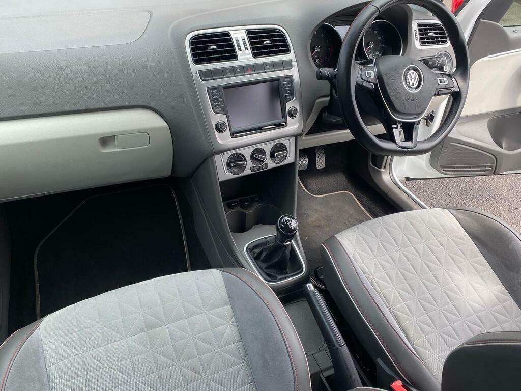 Volkswagen Polo Hatchback Black #15
