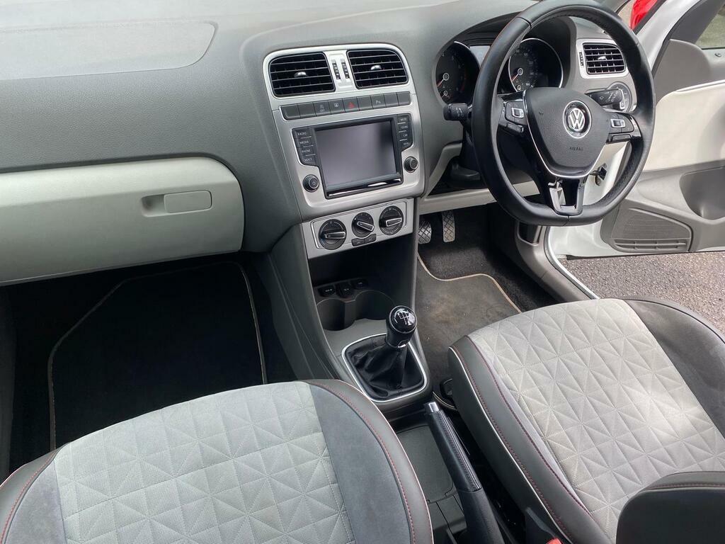 Volkswagen Polo Hatchback Black #18