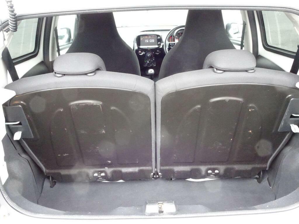 Peugeot 108 1.2 Puretech Allure Hatchback Black #12