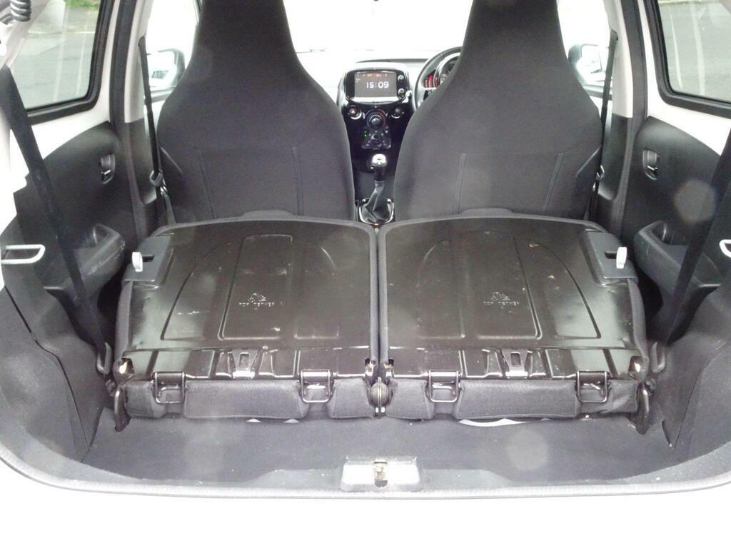 Peugeot 108 1.2 Puretech Allure Hatchback Black #13