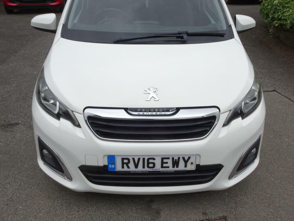 Peugeot 108 1.2 Puretech Allure Hatchback Black #19