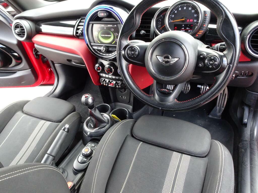 Mini Hatch 1.5 Cooper D Euro 6 S S Red #3