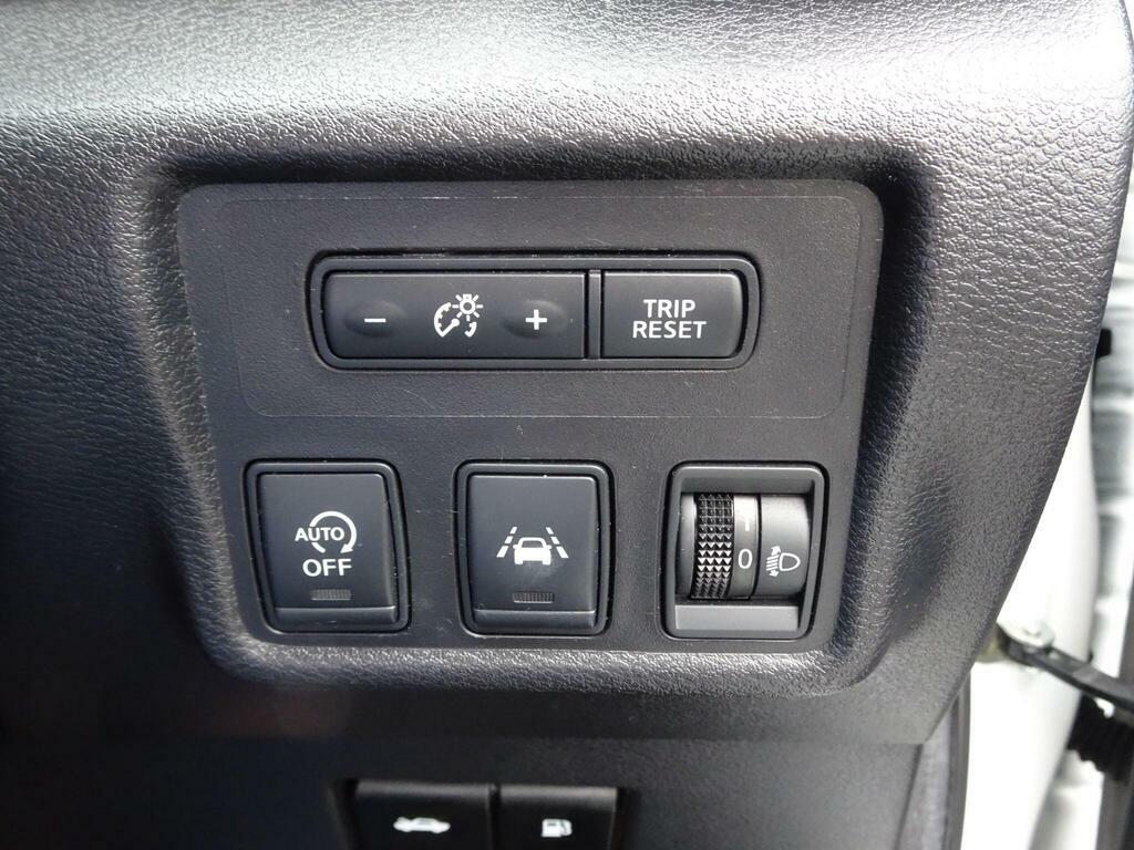 Nissan Micra Acenta Limited Edition Black #11