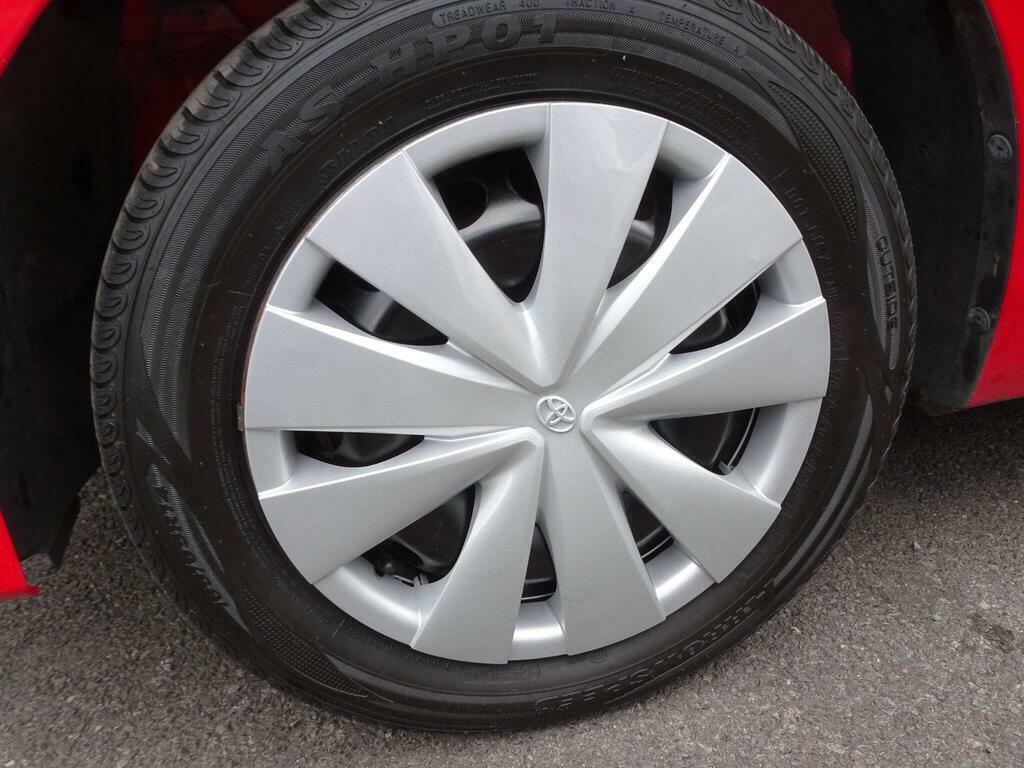 Toyota Aygo 1.0 Vvt-i X Euro 6 Red #4