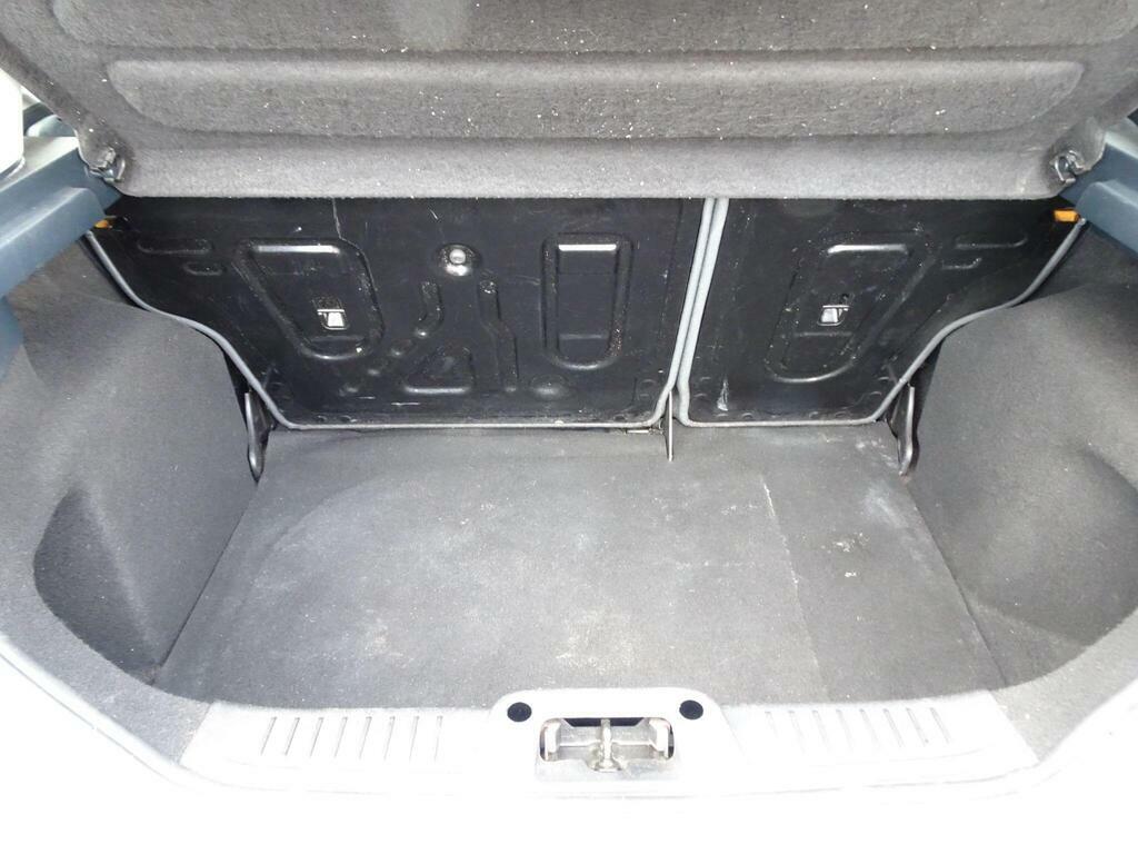 Ford Fiesta 1.4 Tdci Dpf Zetec Hatchback 10  #16