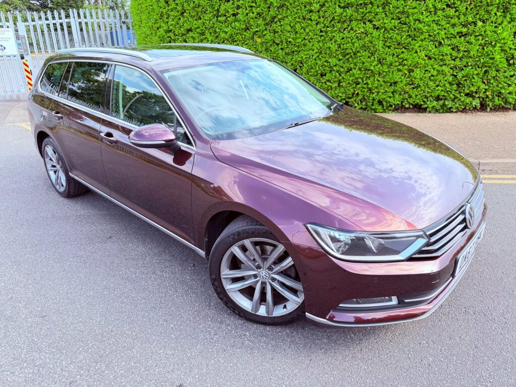 Volkswagen Passat 1.6 Tdi Gt Euro 6 Ss Red