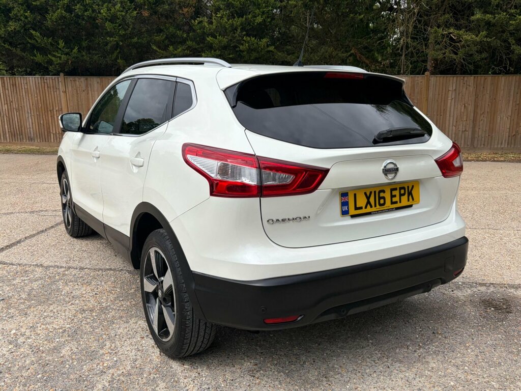 Nissan Qashqai 1.2 Dig-t N-connecta 2Wd Euro 6 Ss White #6