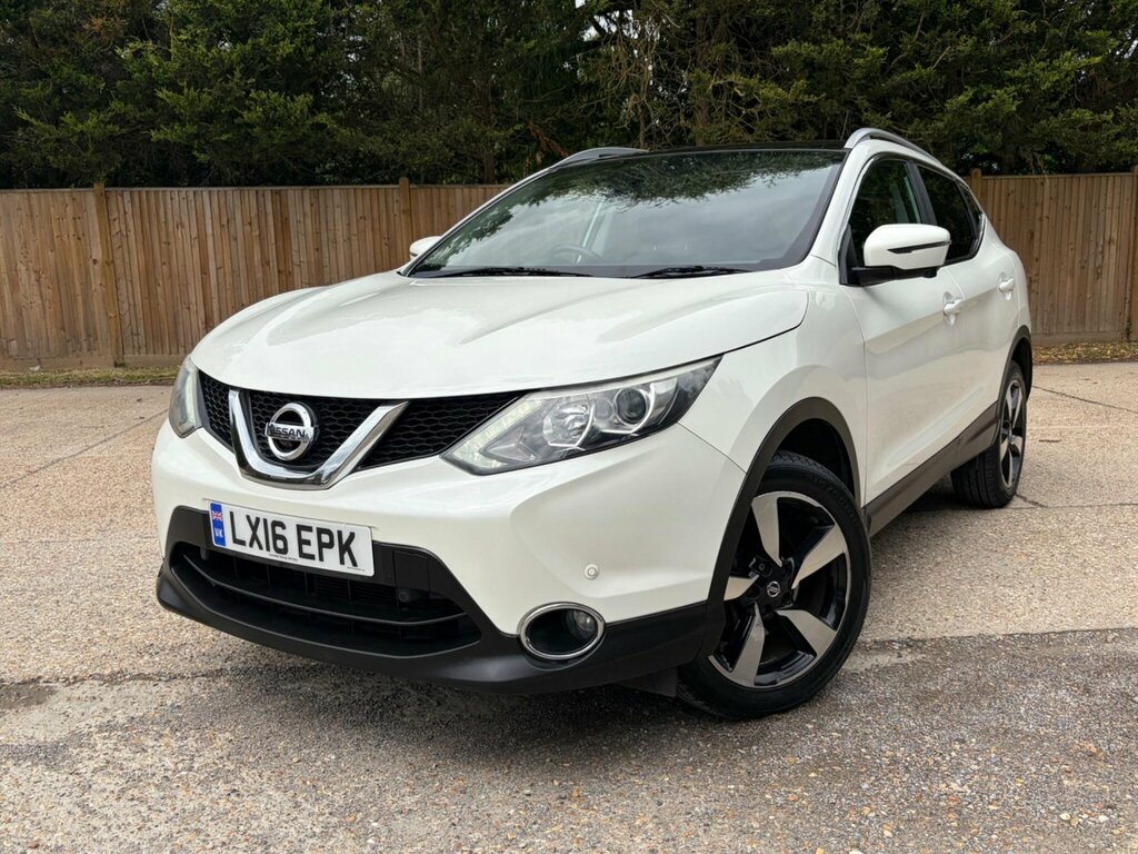 Nissan Qashqai 1.2 Dig-t N-connecta 2Wd Euro 6 Ss White #3