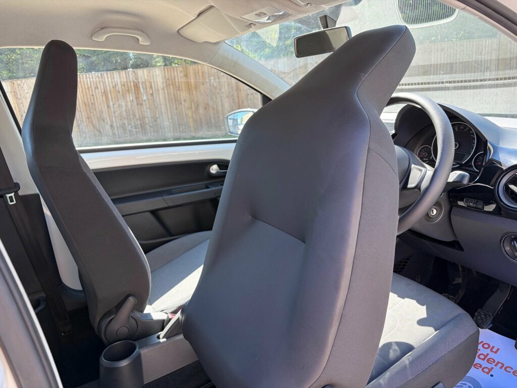 Volkswagen Up 1L High Up White #21