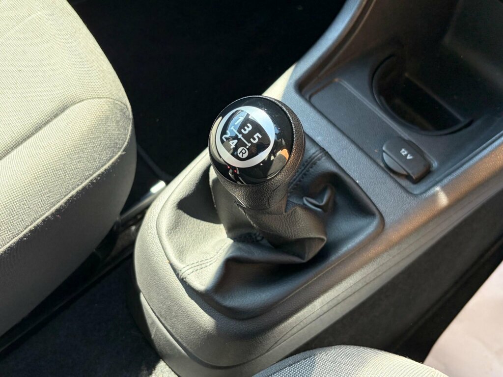 Volkswagen Up 1L High Up White #18