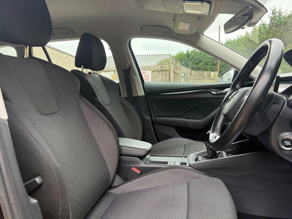 Skoda Octavia 1.5 Tsi 150Ps Se Technology Act Blue #23