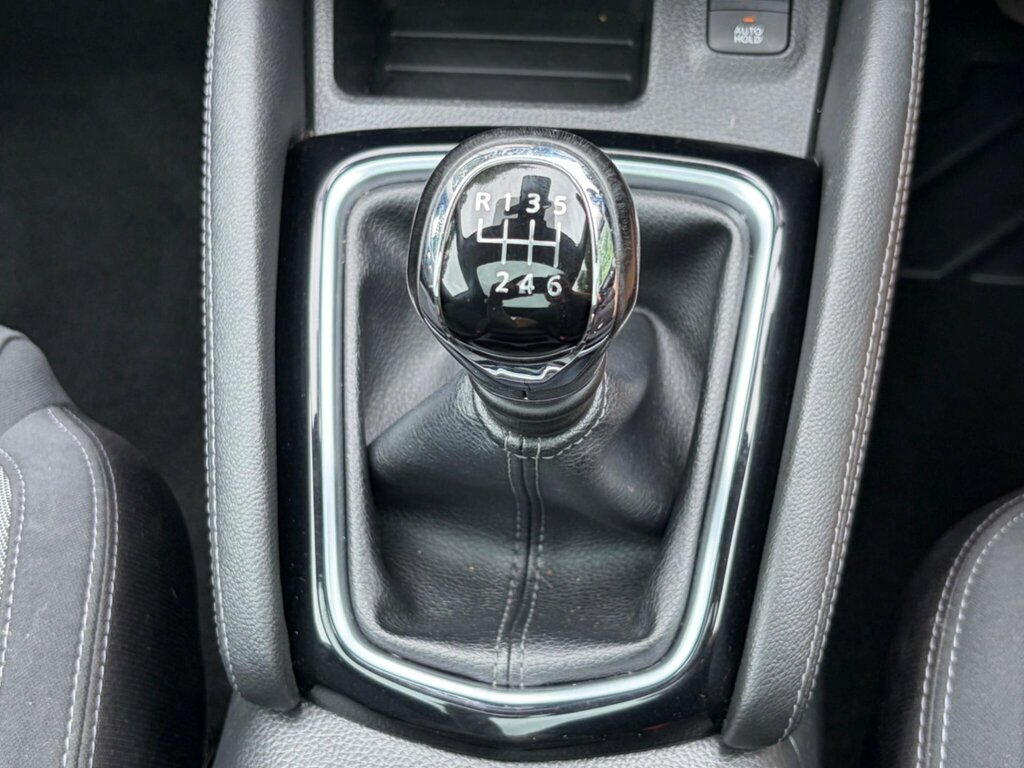 Nissan Qashqai   #18