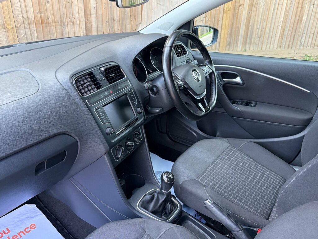 Volkswagen Polo 1.2 Tsi Match Edition Euro 6 Ss Black #3