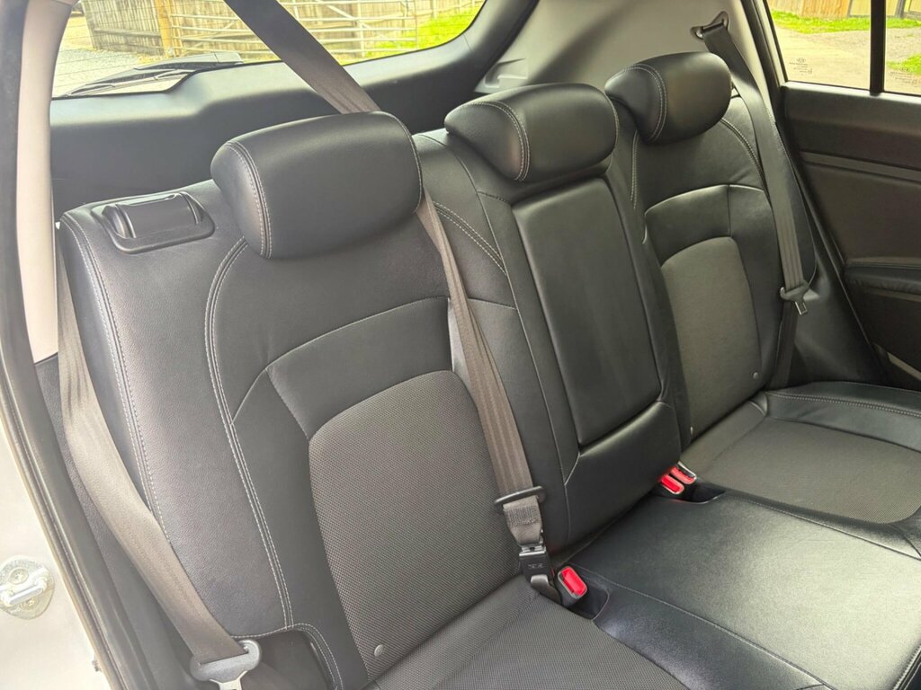 Kia Sportage 1.7 Crdi 3 114 Bhp Silver #26