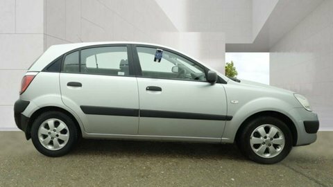 Kia RIO 1.4 Chill 96 Bhp Silver #12
