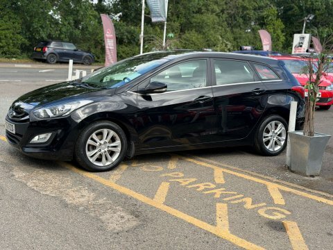 Hyundai I30 1.6 Crdi Blue Black #5
