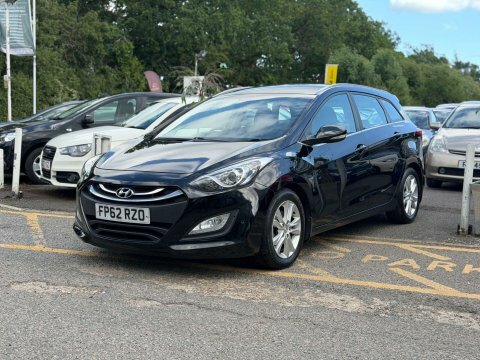 Hyundai I30 1.6 Crdi Blue Black #3