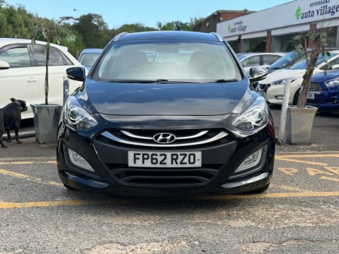 Hyundai I30 1.6 Crdi Blue Black #2