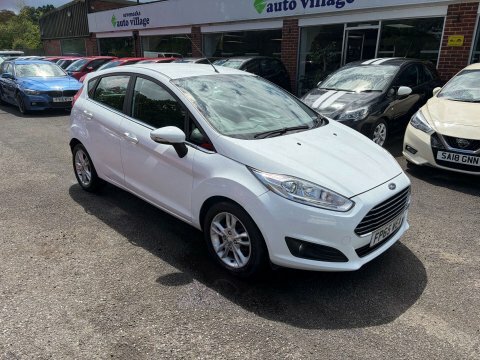 Ford Fiesta 1.5 Tdci Zetec FP65WEA White #2