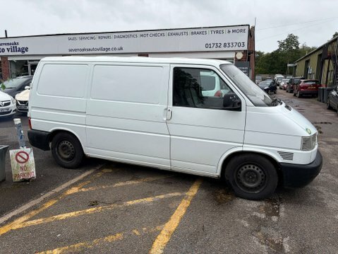 Volkswagen Transporter 1200Cvncc Swb2.5tdi White #10