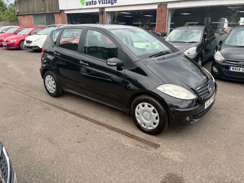 Mercedes-Benz A Class 1.5 A150 Classic Se Cvt Silver #2
